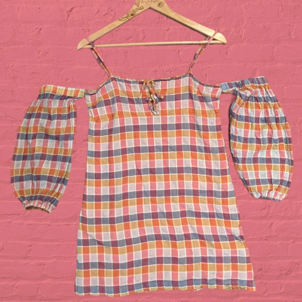 Off-shoulder pucker mini -Urban Outfitters- Size M